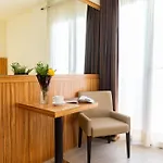 Palace Готель 4*
