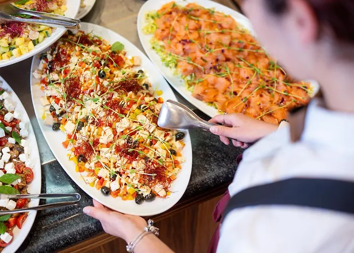 Palace מלון ביביונה